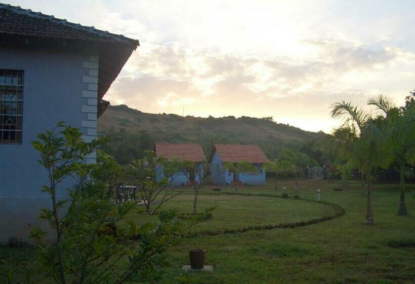 침실 1개 주택, Avalon Inn