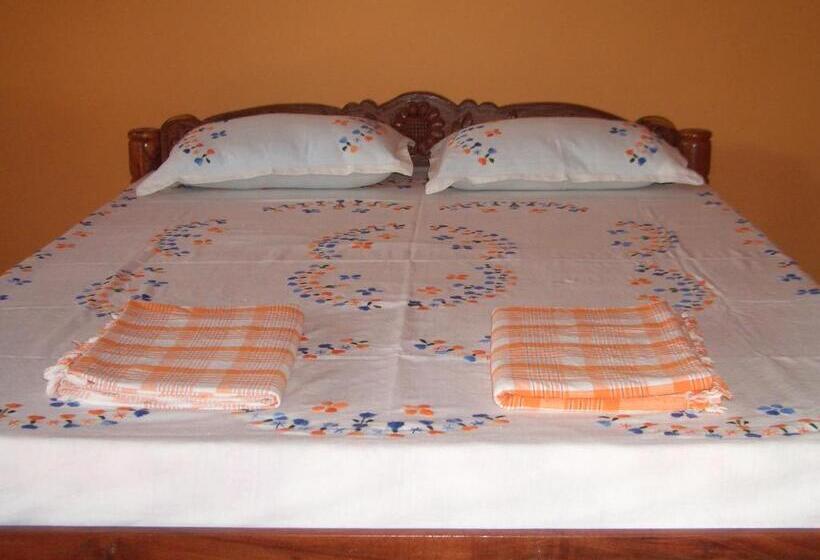 בית, חדר שינה 1, Avalon Inn