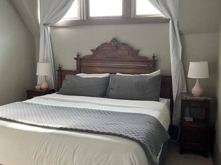 标准间, Stone Gables Inn