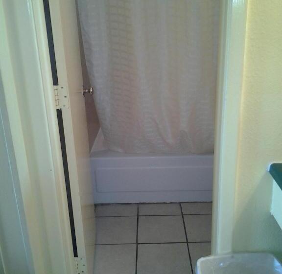 Номер Стандарт, Holiday Motel