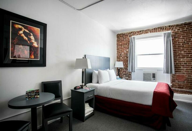 غرفة قياسية حمام مشترك, American