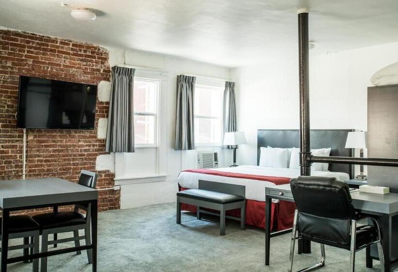 جناح سرير كينج, American