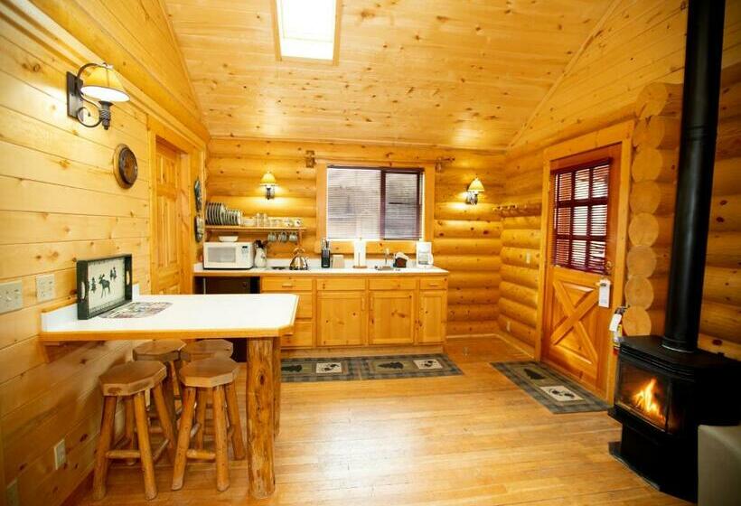 Дом 1 Спальня, Beartooth Hideaway Inn & Cabins