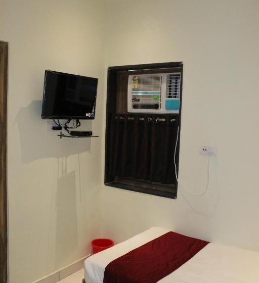 اتاق لوکس یک تخته, Meera