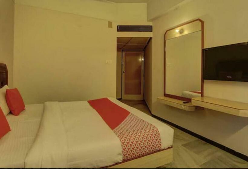 اتاق لوکس, Padmam