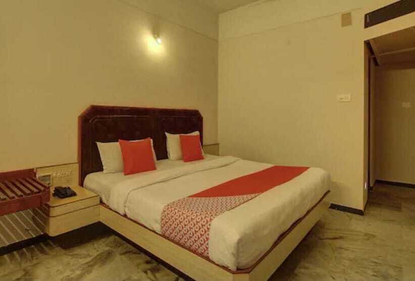 اتاق لوکس, Padmam