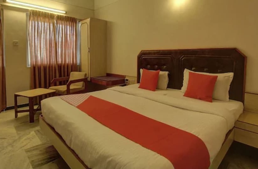 اتاق لوکس, Padmam