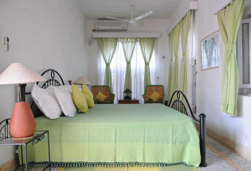 اتاق پرمیوم, Savista Retreat