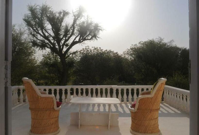 اتاق پرمیوم, Savista Retreat