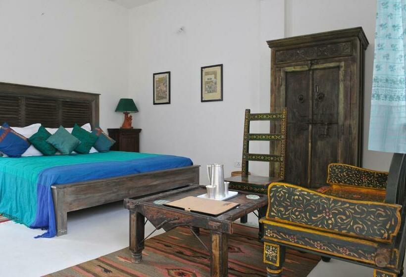 اتاق پرمیوم, Savista Retreat