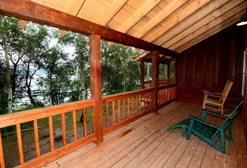 شقة غرفة واحدة, Lakeside Lodge Resort And Marina