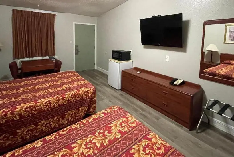２ダブルベッドのスタンダードルーム, Hamilton Inn