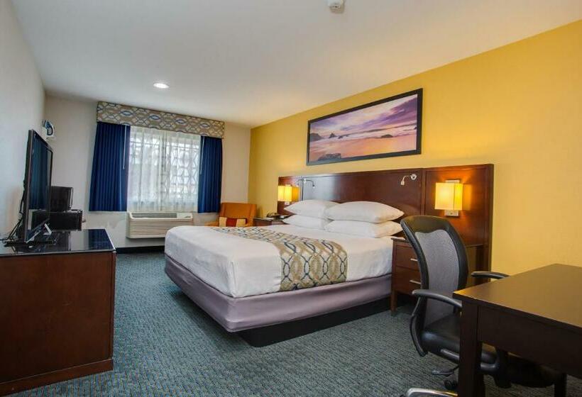 キングサイズベッドのスタンダードルーム, Quality Inn