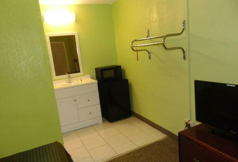 غرفة قياسية, Westbrook Motel