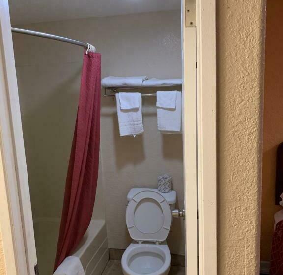 غرفة قياسية, A1 Budget Motel