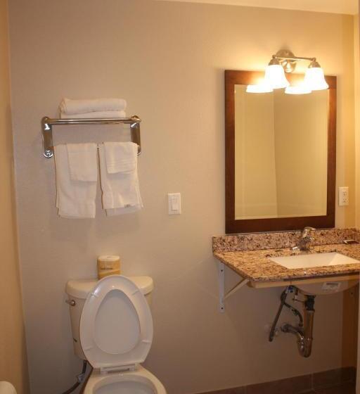 غرفة قياسية سرير كينج, A1 Budget Motel