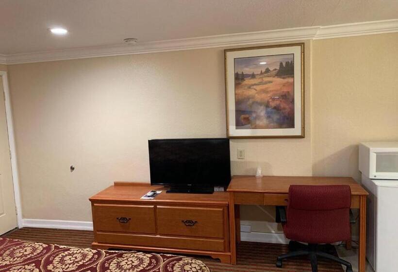 غرفة قياسية سرير كينج, A1 Budget Motel