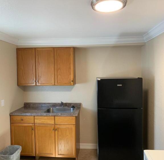 غرفة قياسية, A1 Budget Motel