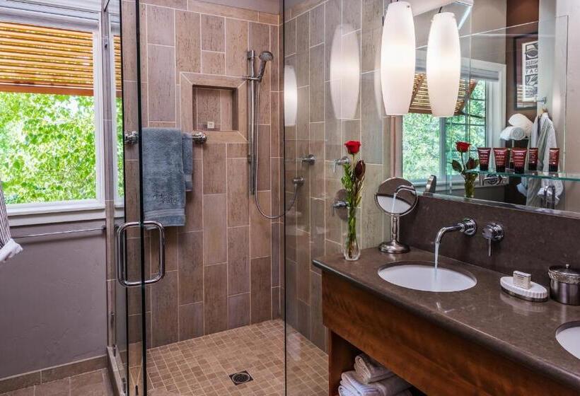 高级套房, Eden Vale Inn