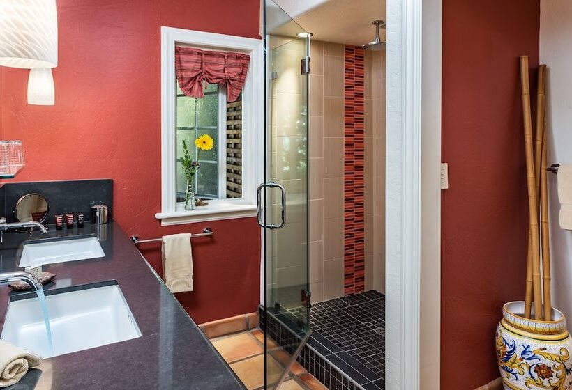 غرفة قياسية سرير مزدوج, Eden Vale Inn