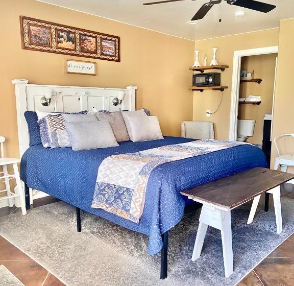 חדר סטנדרט, קומת קרקע, The Panguitch House