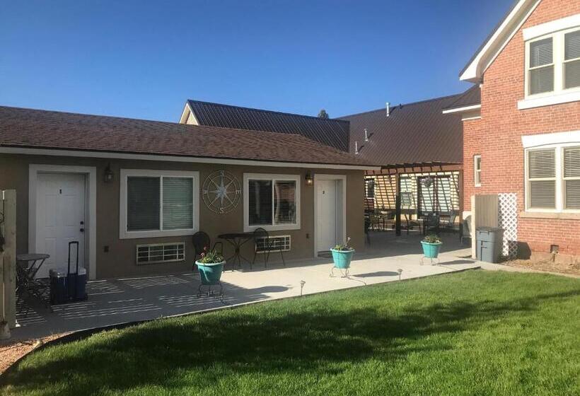 Стандартный Номер Нижний Этаж, The Panguitch House