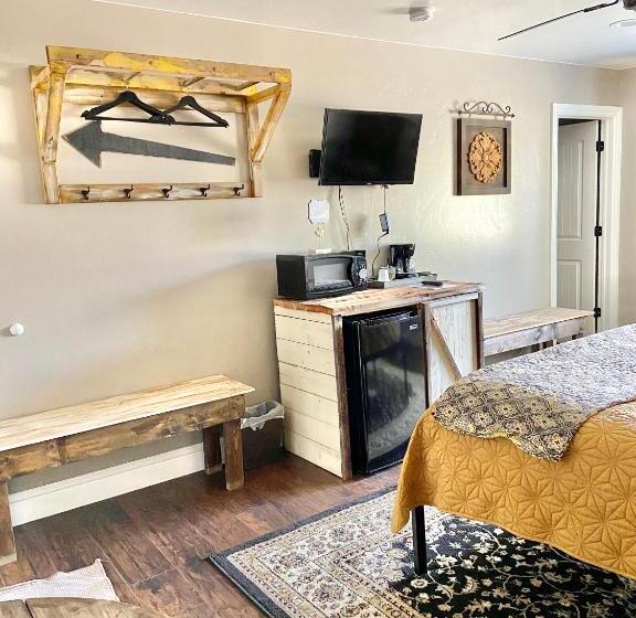 Стандартный Номер Нижний Этаж, The Panguitch House