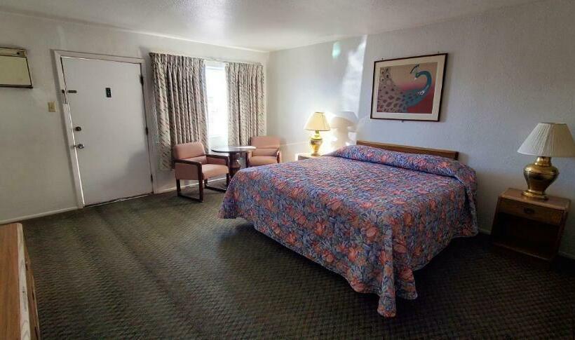 غرفة قياسية سرير كينج, Budget Inn Motel Gallup