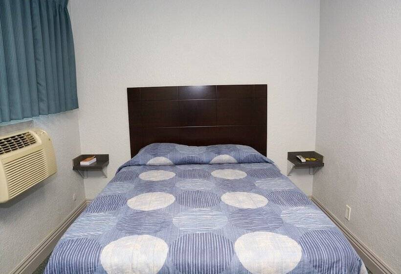 Deluxe Szoba, Comet Motel