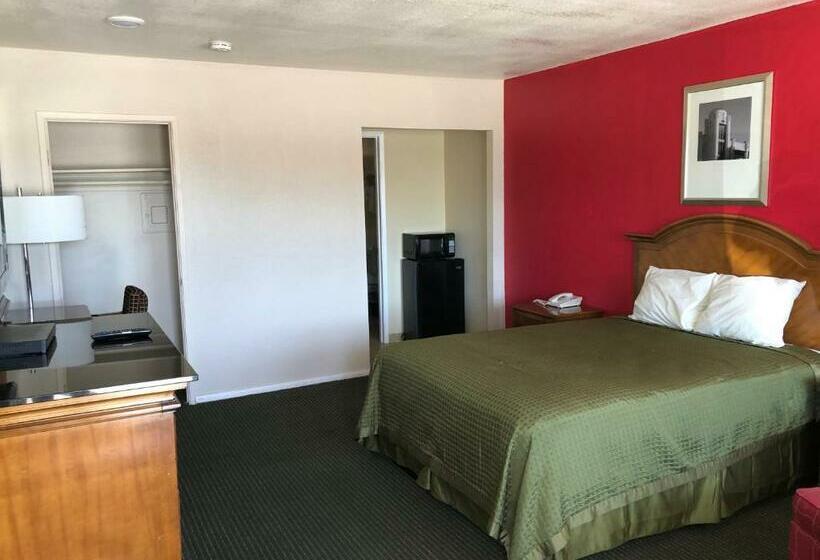 חדר סטנדרט עם מיטת קינג, Dixon Motel