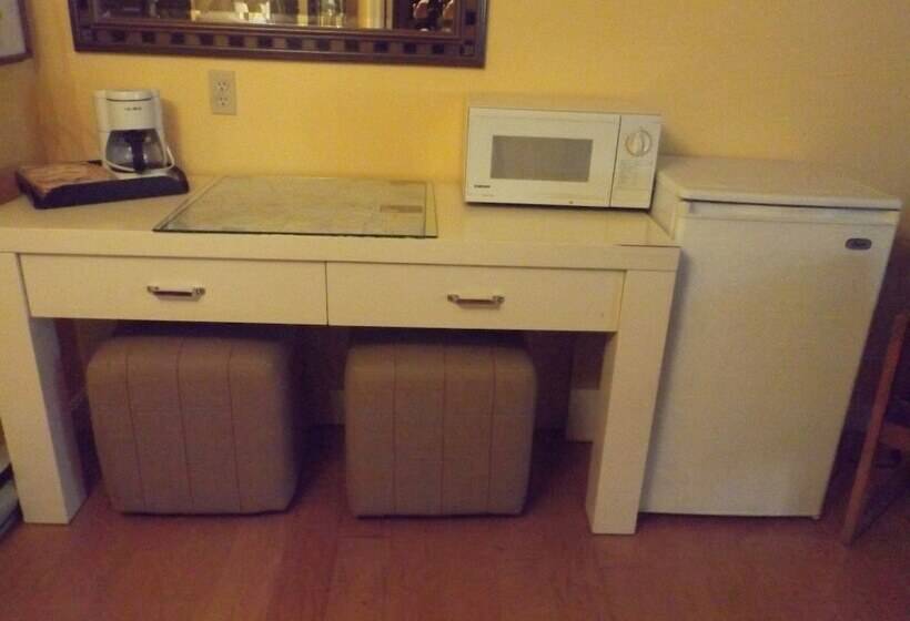 Номер Стандарт 2 Двуспальные Кровати, Footbridge North