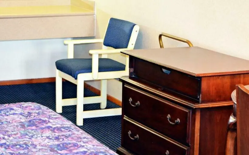 اتاق استاندارد با تخت بزرگ, Aloha Inn