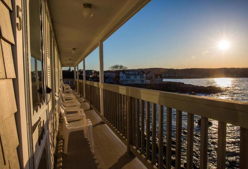 스탠다드 룸 킹사이즈 침대, Bearskin Neck Motor Lodge