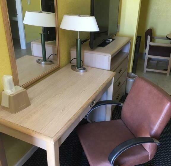 חדר סטנדרט שתי מיטות זוגיות, Blue Star Inn