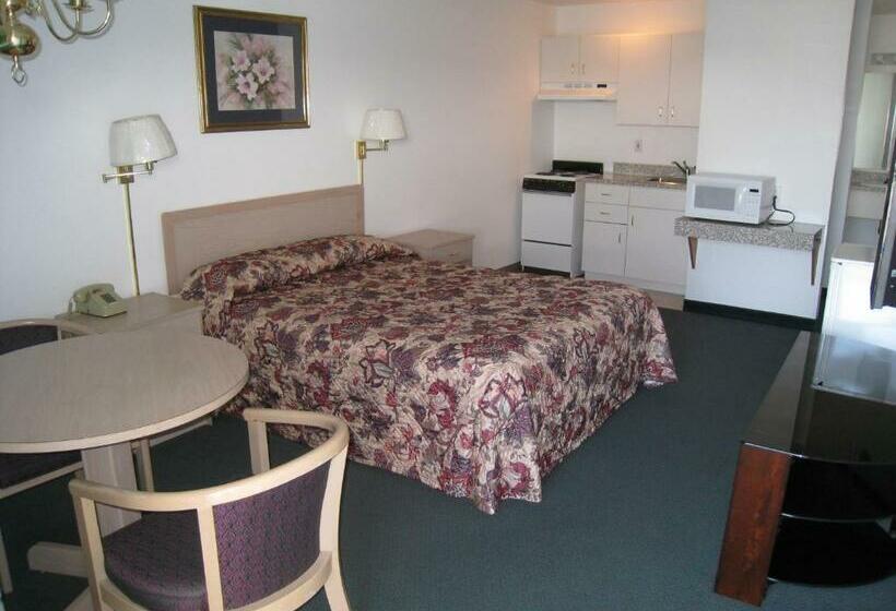 Deluxe Rum, Crown Inn