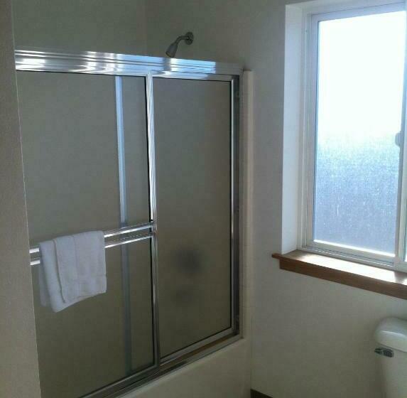 Standardrum 2 Dubbelsängar, Crown Inn