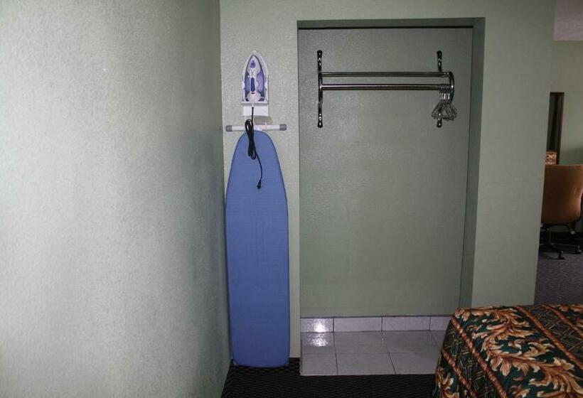 חדר סטנדרט שתי מיטות זוגיות, Deluxe Inn Fort Stockton