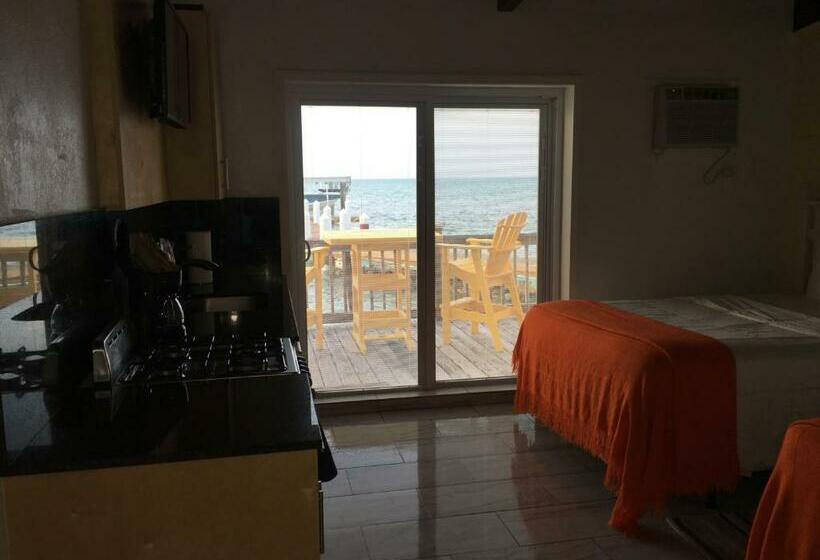 إستوديو قياسى, Edgewater Lodge