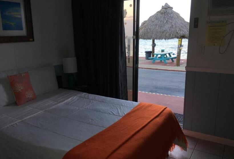 غرفة قياسية, Edgewater Lodge