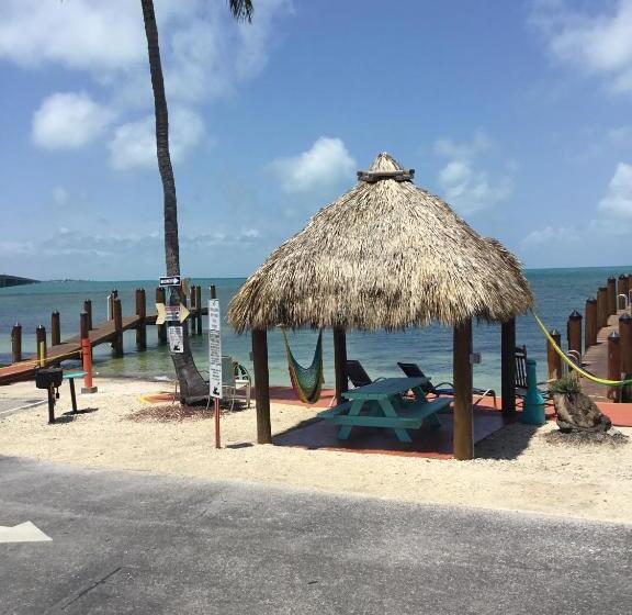 Номер Стандарт, Edgewater Lodge