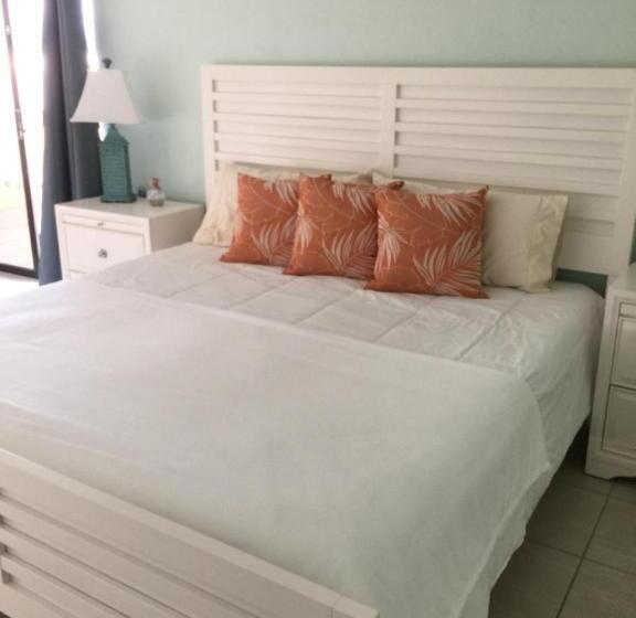 منزل غرفتين نوم, Edgewater Lodge