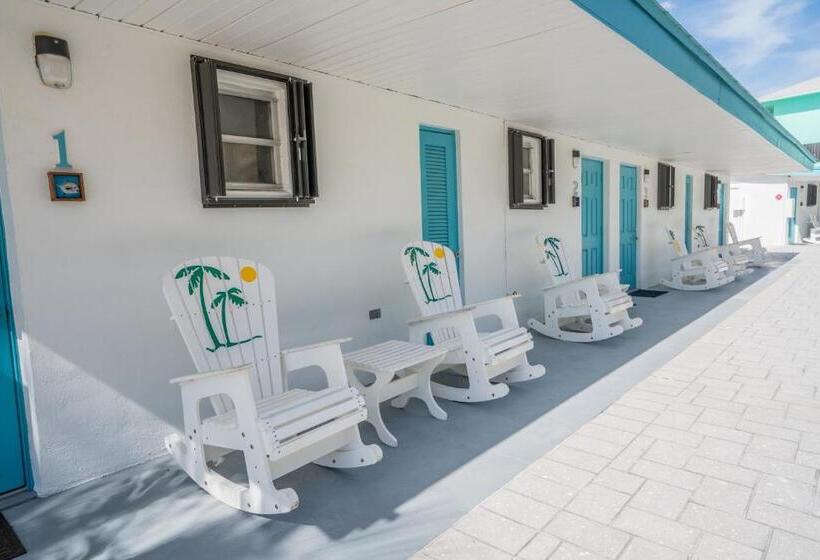 غرفة قياسية سرير كينج, Edgewater Lodge