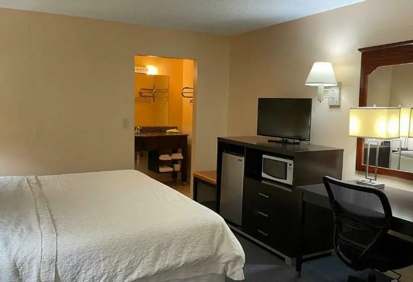 キングサイズベッドのスタンダードルーム, Slumber Inn Harrisonville
