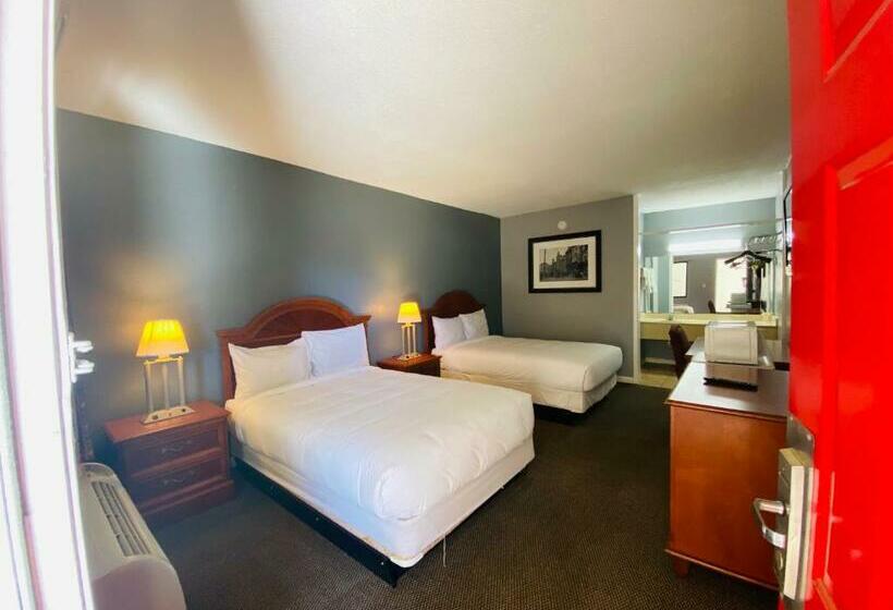 Номер Deluxe, Traveler's Place Inn & Suites