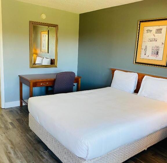Номер Стандарт, Traveler's Place Inn & Suites