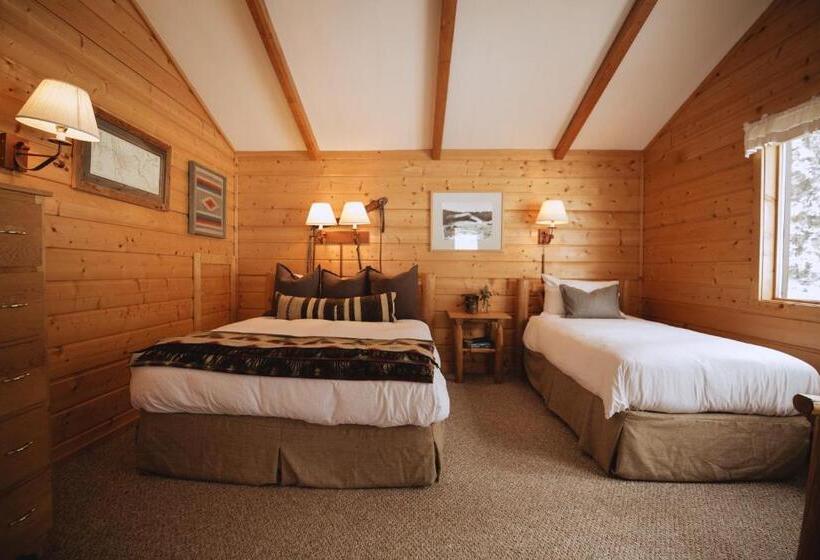 غرفة قياسية, Lone Mountain Ranch