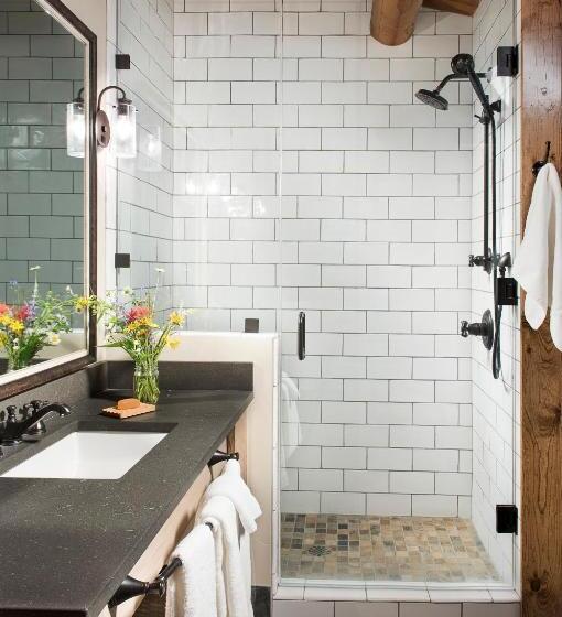 كابينة, Lone Mountain Ranch