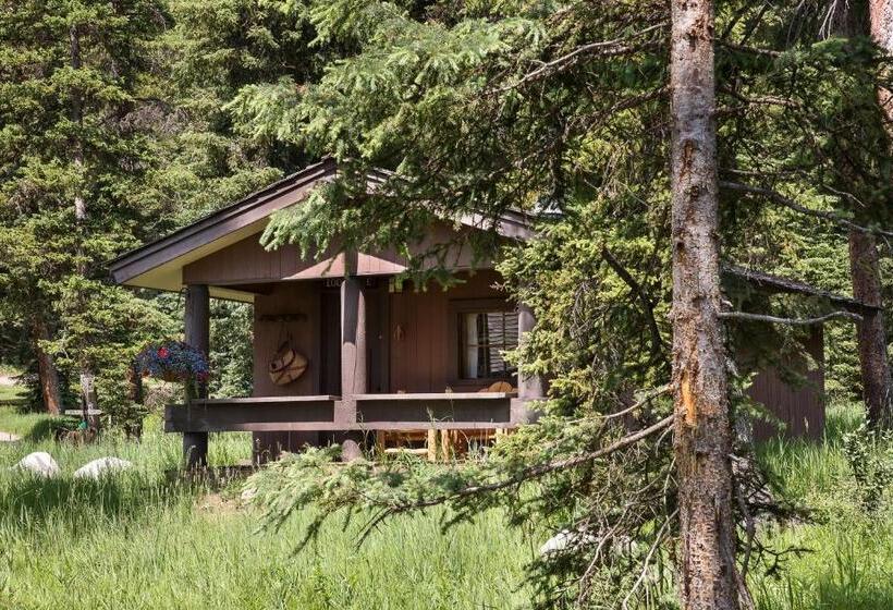 كابينة, Lone Mountain Ranch