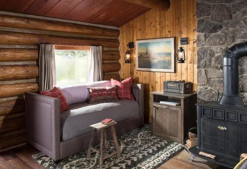 Maja/Mökki, Lone Mountain Ranch