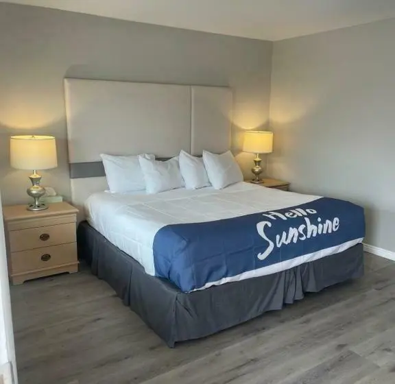 キングサイズベッドのスタンダードルーム, Sunglow Motel